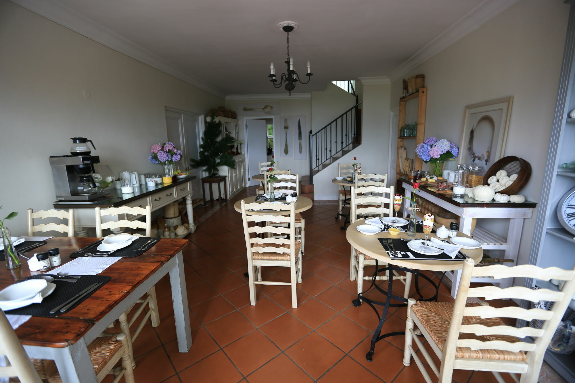 Roseroc Boutique Guesthouse Книсна Екстериор снимка