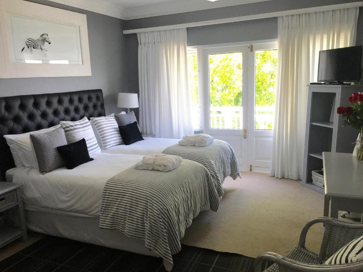Roseroc Boutique Guesthouse Книсна Екстериор снимка