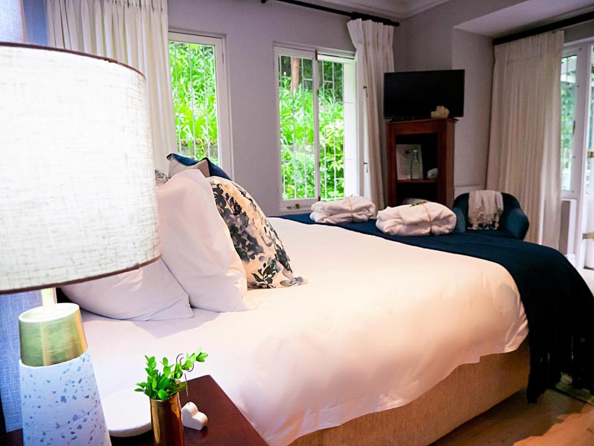 Roseroc Boutique Guesthouse Книсна Екстериор снимка