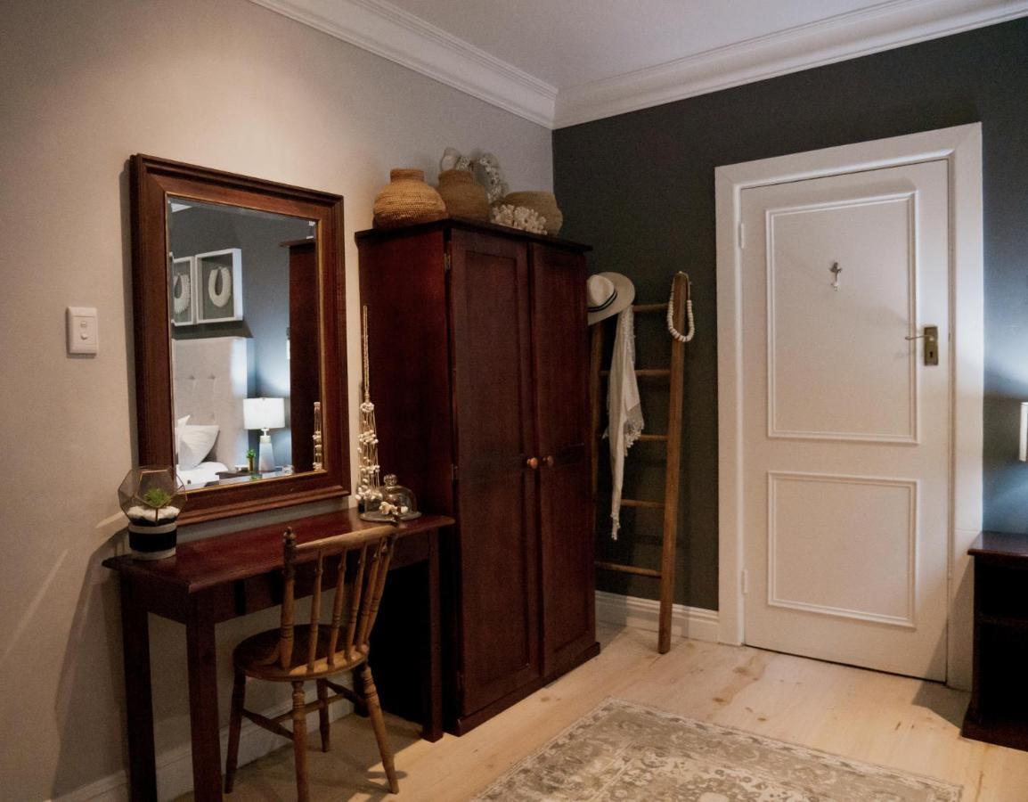 Roseroc Boutique Guesthouse Книсна Екстериор снимка